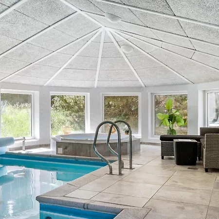 Semesterbostad Stunning In With Sauna *