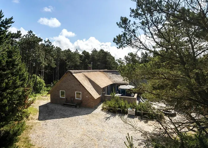 Stunning In With Sauna Feriehus *